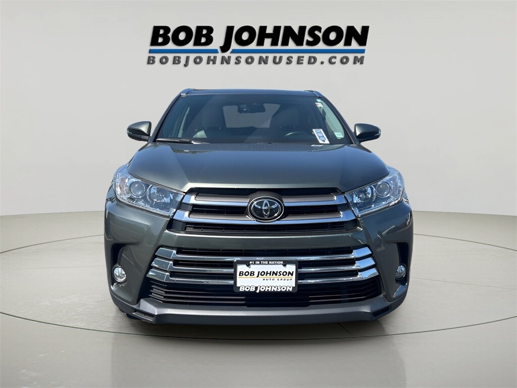 2018 Toyota Highlander Limited photo 2