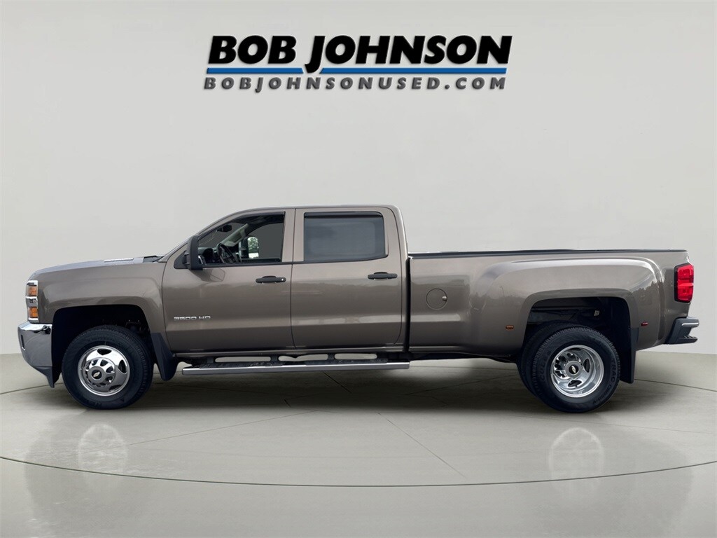 2015 Chevrolet Silverado 3500HD LT photo 4
