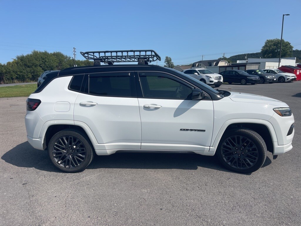 2022 Jeep Compass High Altitude photo 3