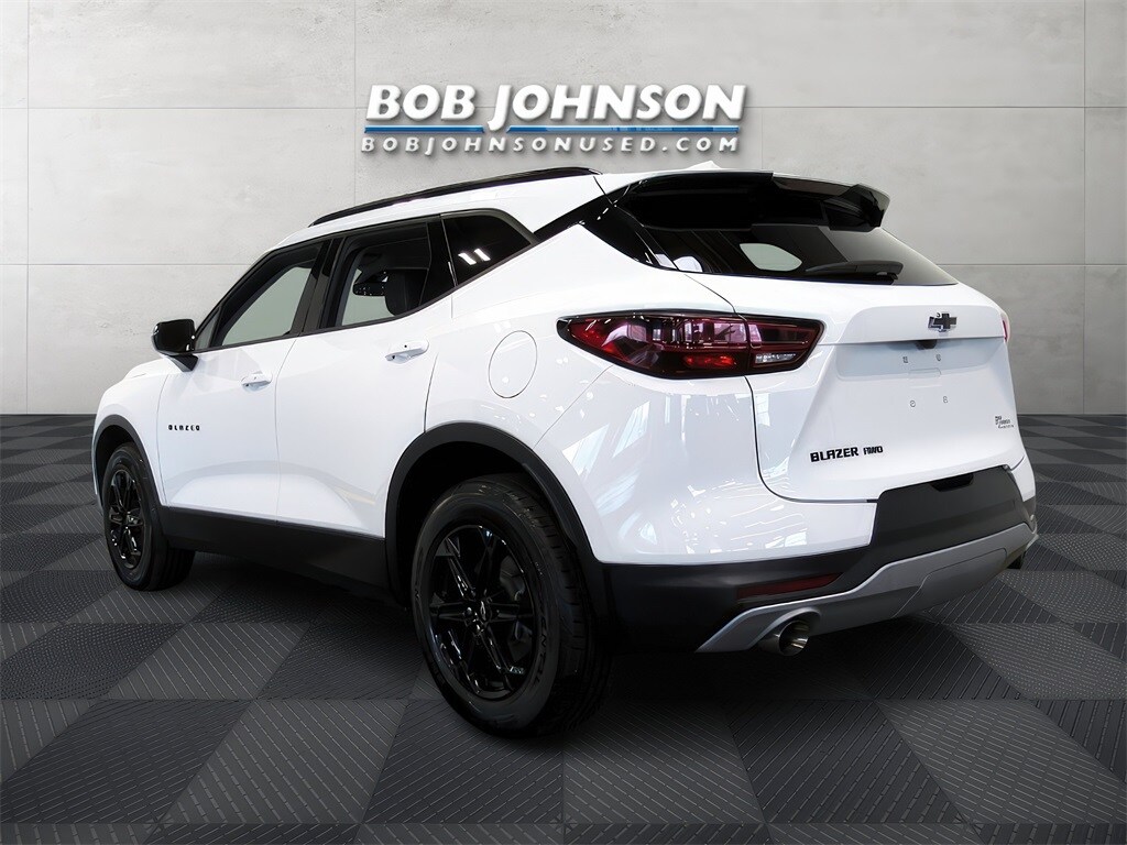 Used 2024 Chevrolet Blazer 3LT with VIN 3GNKBJR42RS276305 for sale in Rochester, NY