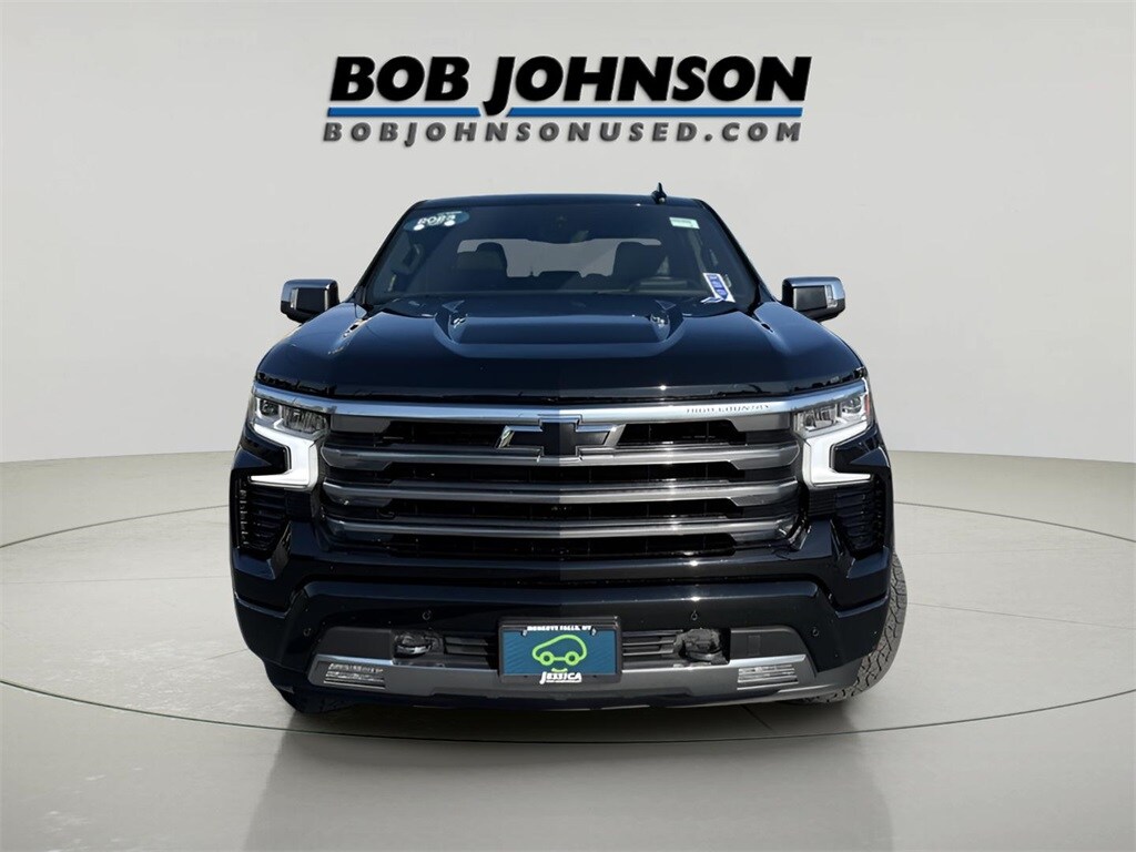 2023 Chevrolet Silverado 1500 High Country photo 2
