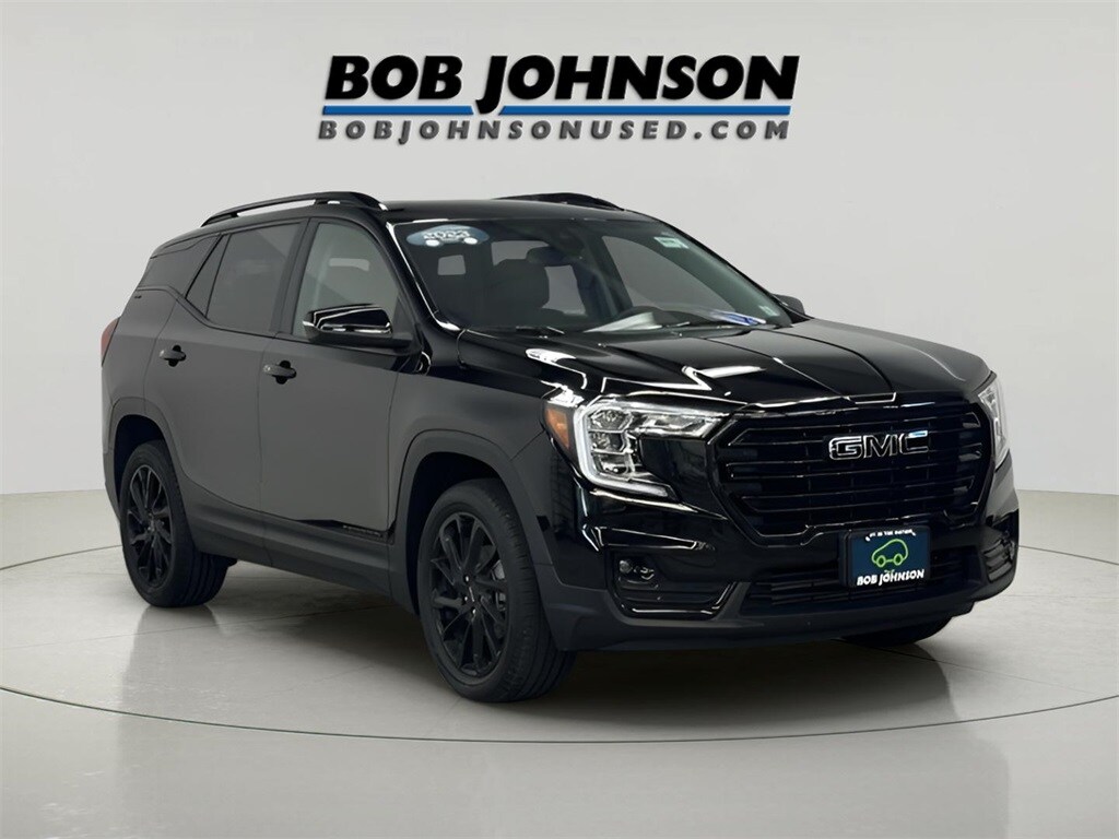 Used 2023 GMC Terrain SLT SUV