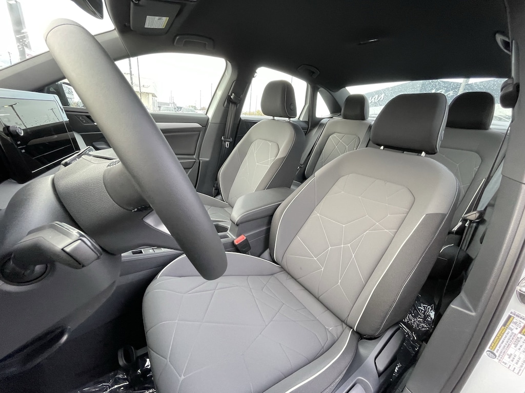 New 2025 Volkswagen Jetta Sport Sport Auto