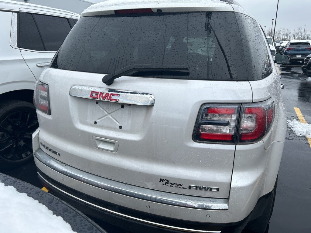 2016 Gmc Acadia SLE photo 3