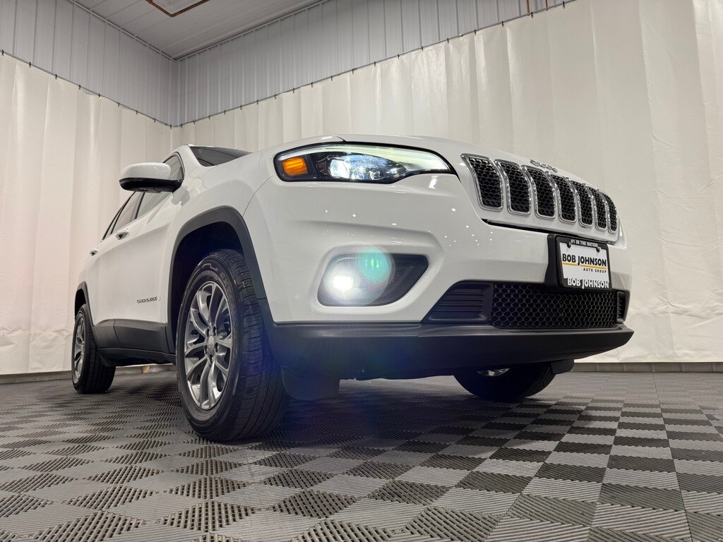 2019 Jeep Cherokee Latitude photo 3