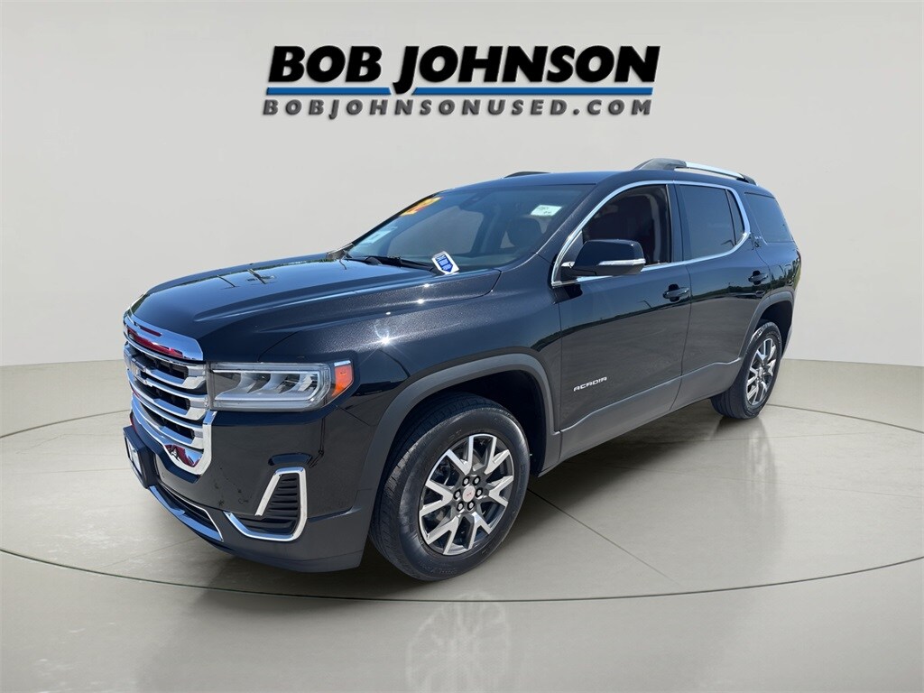 2022 Gmc Acadia SLE photo 3