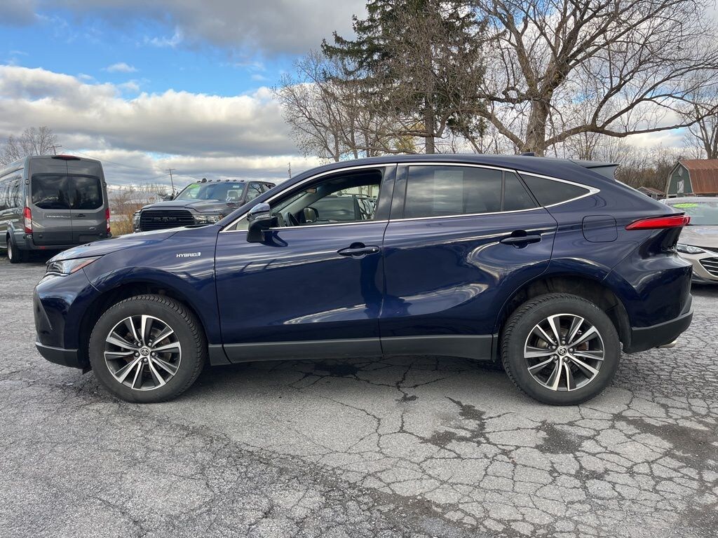 Used 2021 Toyota Venza LE SUV