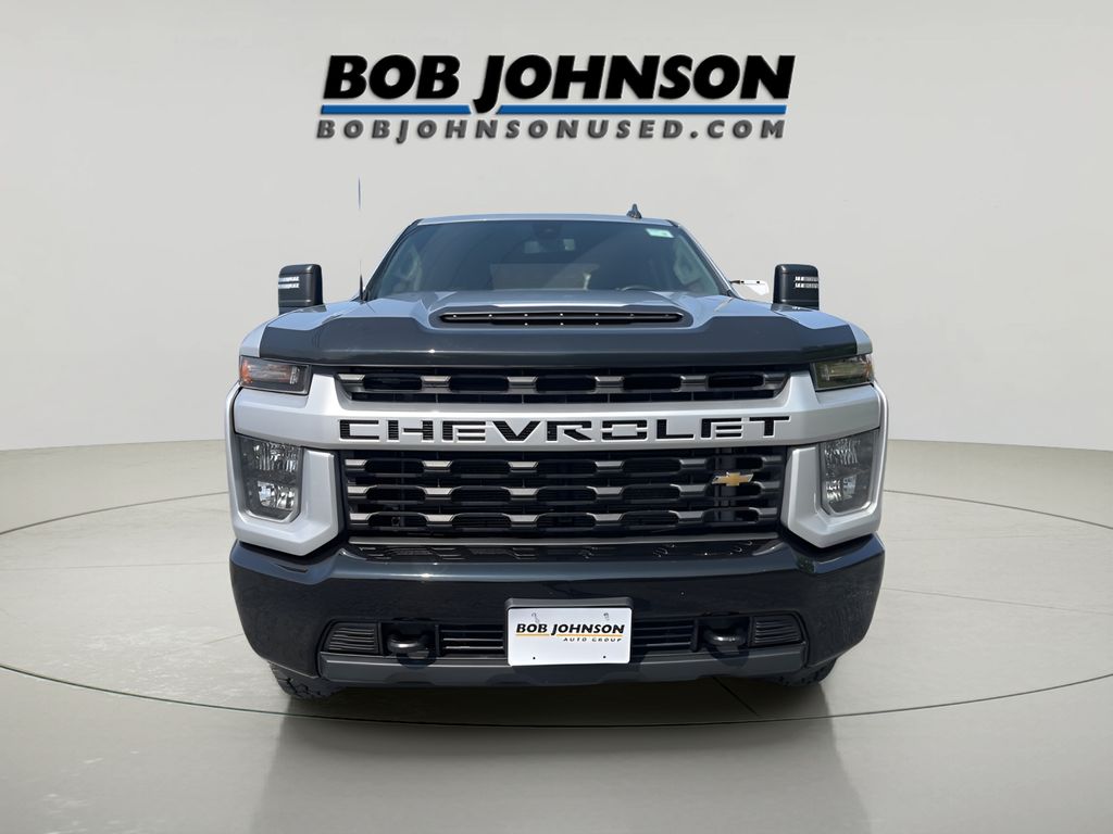2021 Chevrolet Silverado 2500HD Custom photo 2