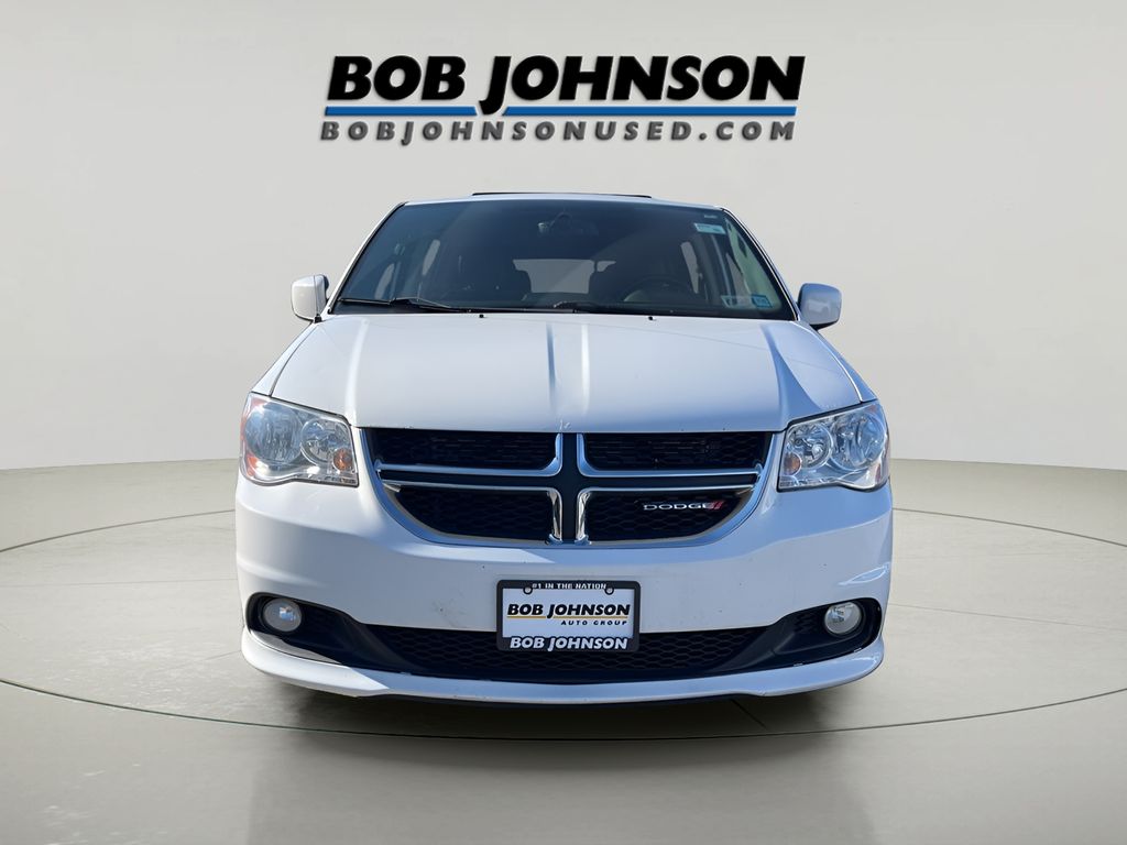 2017 Dodge Grand Caravan SXT photo 2