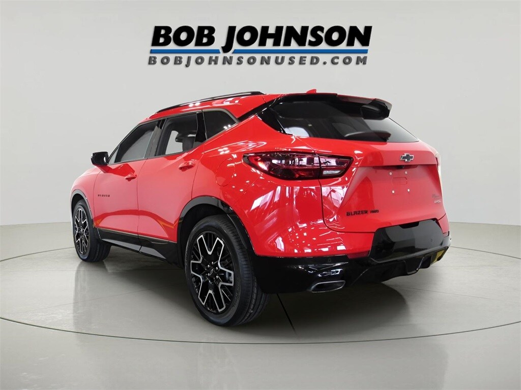 2023 Chevrolet Blazer RS photo 2