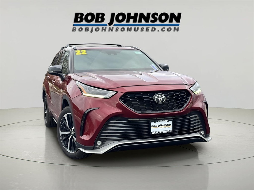 Used 2022 Toyota Highlander XSE SUV