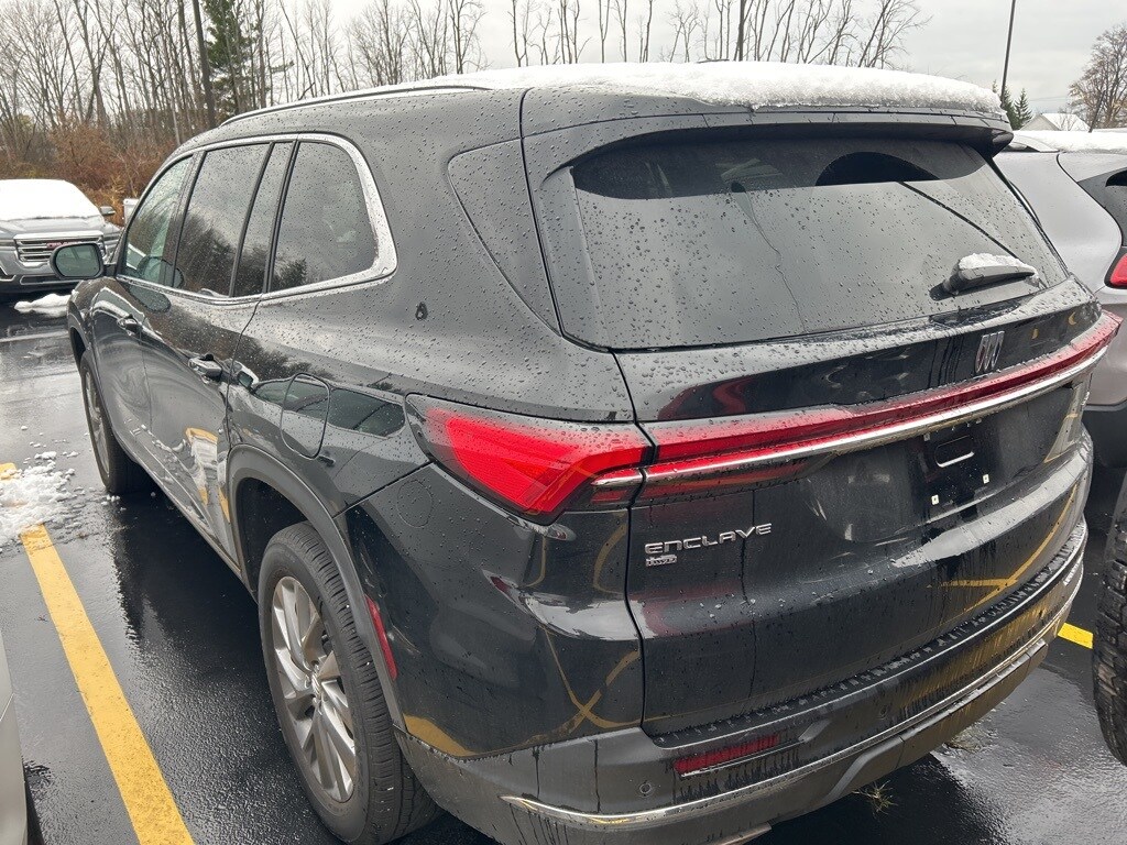 Used 2025 Buick Enclave Preferred SUV
