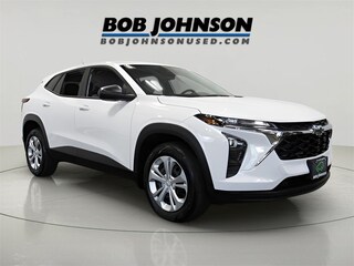 2024 Chevrolet Trax LS SUV
