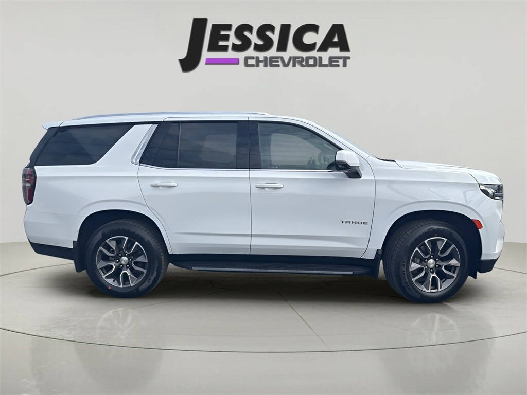 2021 Chevrolet Tahoe LT photo 2