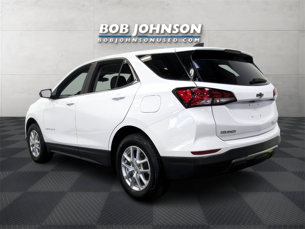 Used 2024 Chevrolet Equinox LT with VIN 3GNAXUEGXRS105042 for sale in Rochester, NY