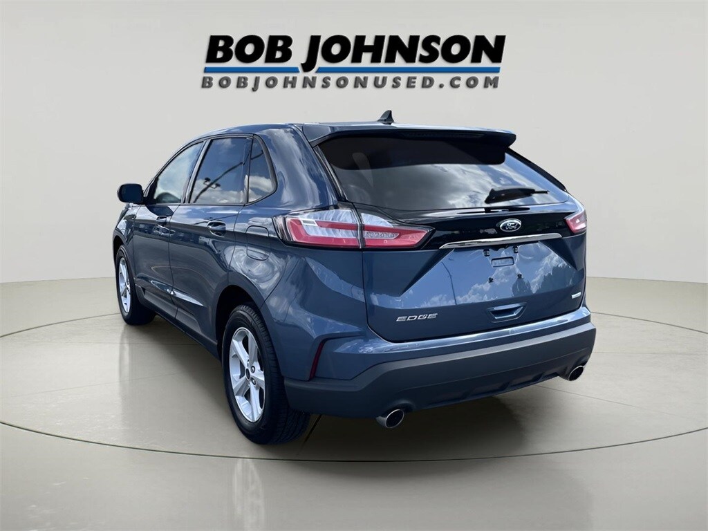 2019 Ford Edge SE photo 2