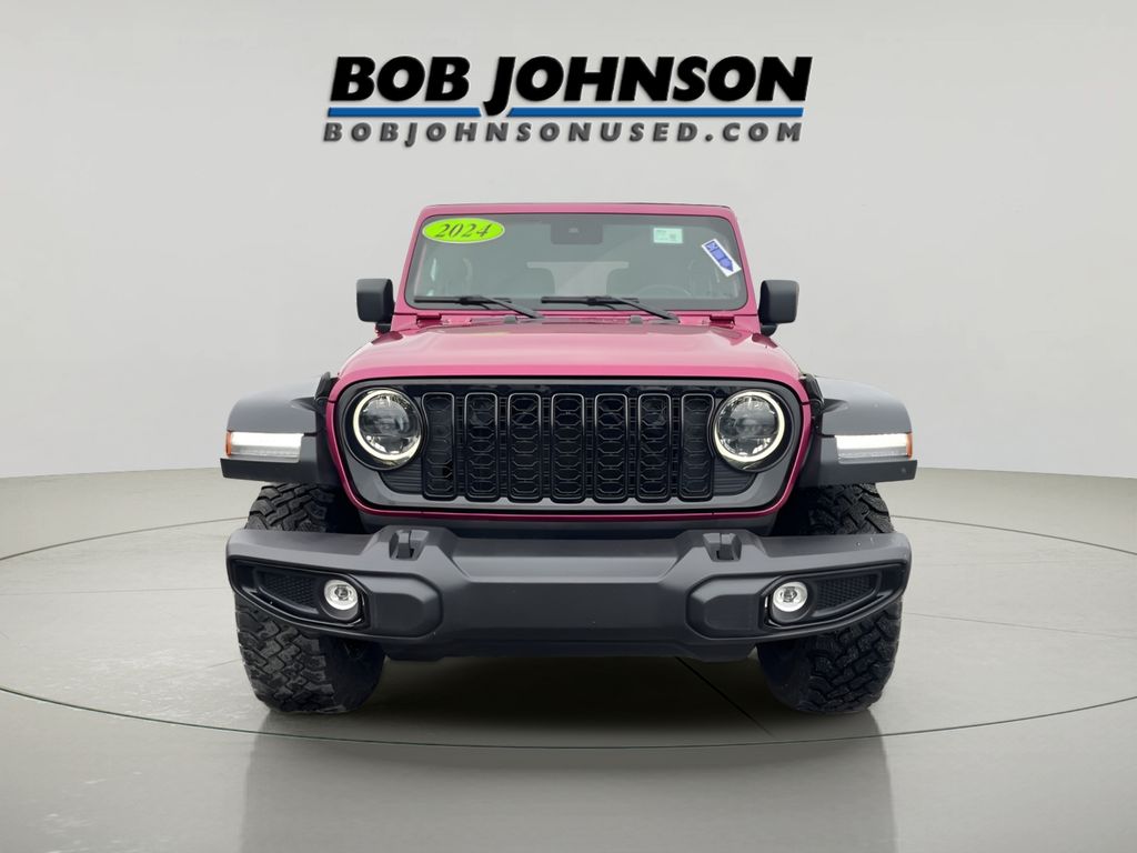 2024 Jeep Wrangler Willys photo 2