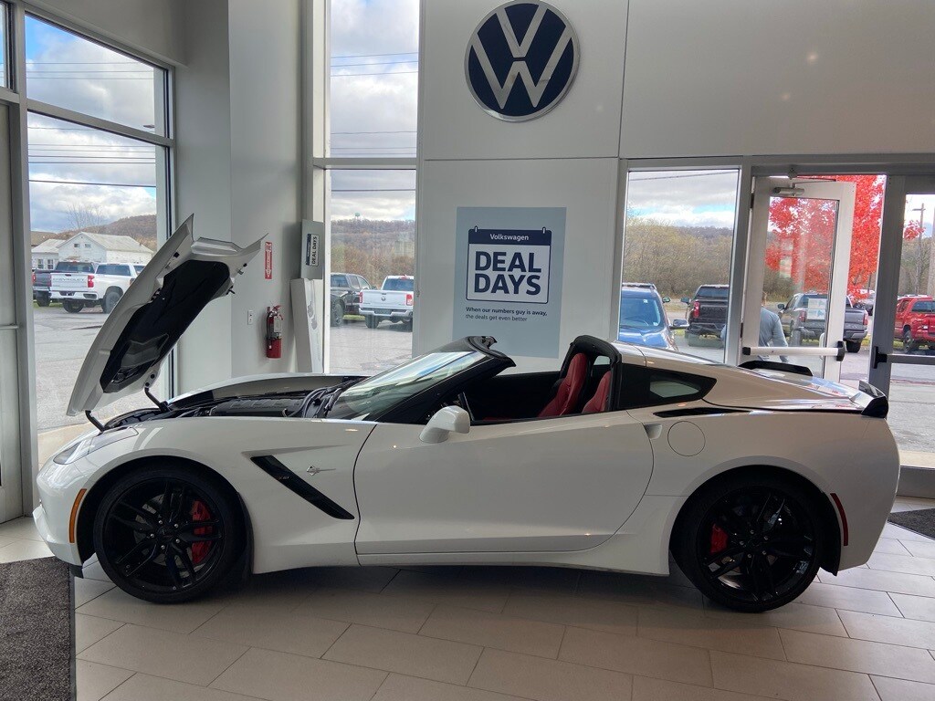 Used 2017 Chevrolet Corvette Stingray Z51 Coupe