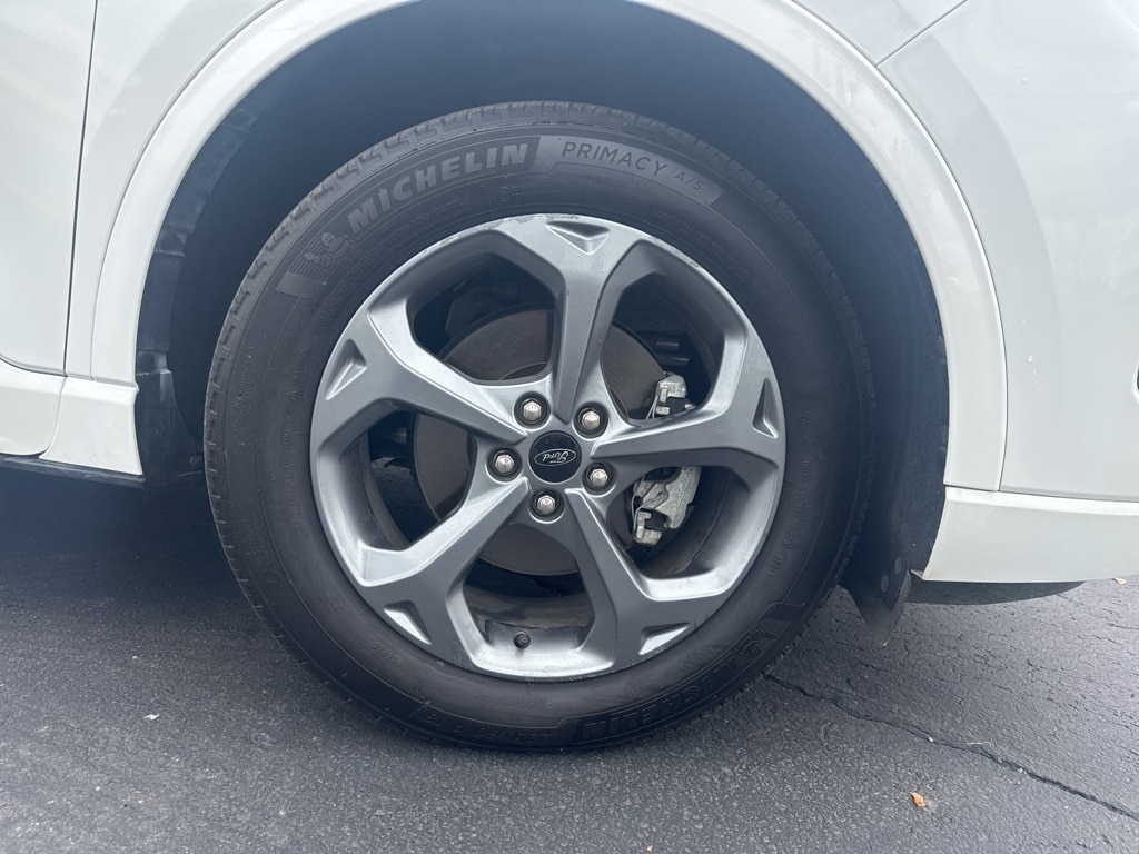 Used 2024 Ford Escape Hybrid ST-Line SUV