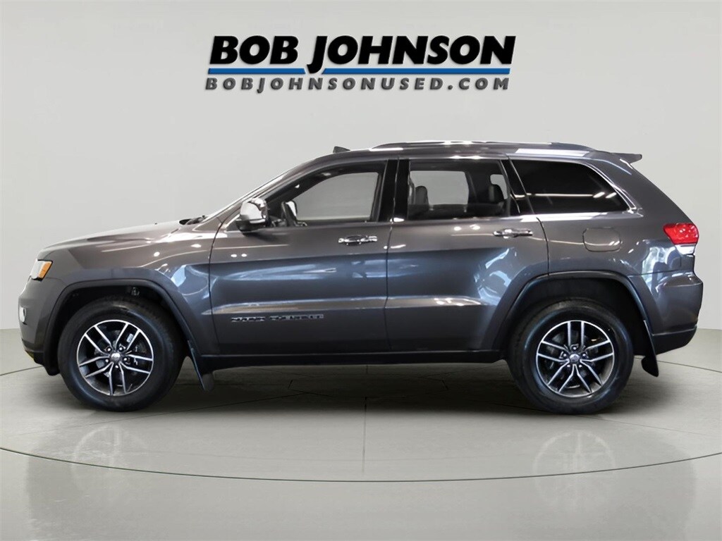 2017 Jeep Grand Cherokee Limited photo 3