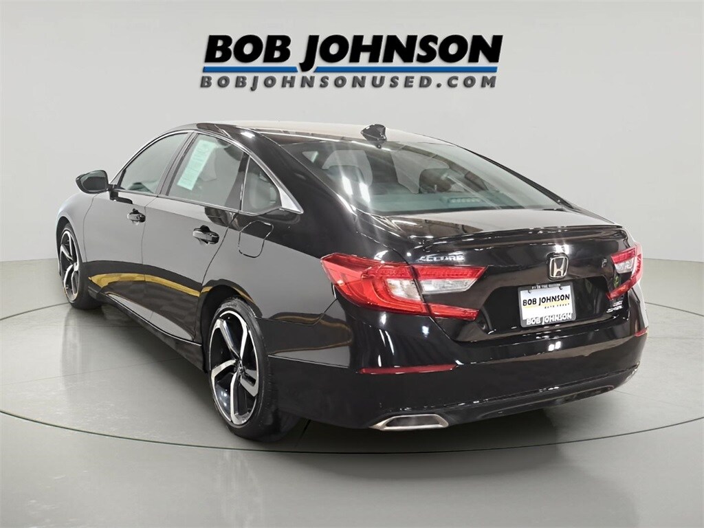 2019 Honda Accord Sport 2.0T photo 2