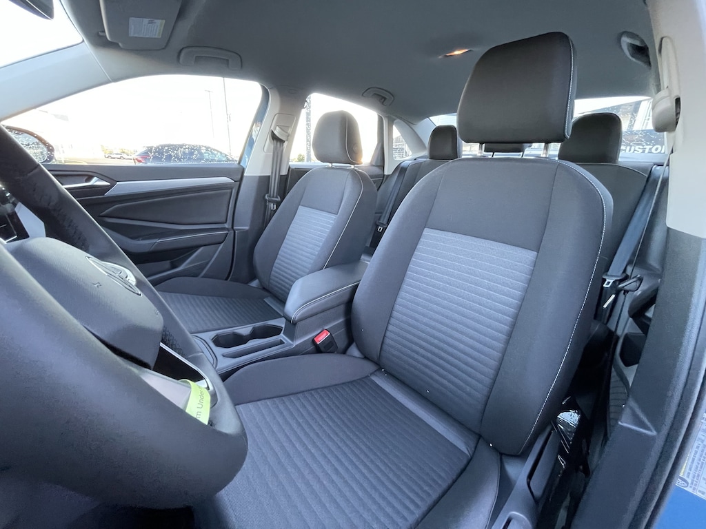 New 2025 Volkswagen Jetta S S Auto