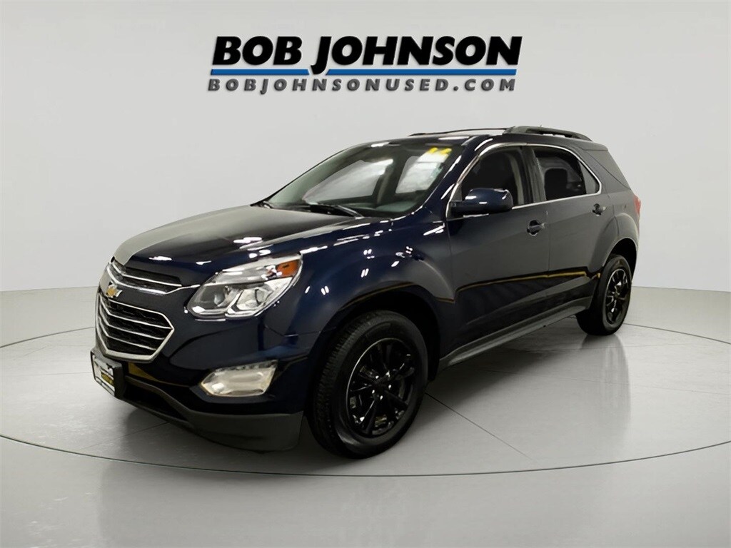 2016 Chevrolet Equinox LT photo 2