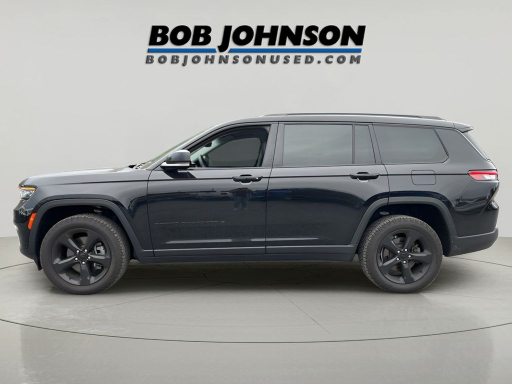 2022 Jeep Grand Cherokee Limited Black photo 4