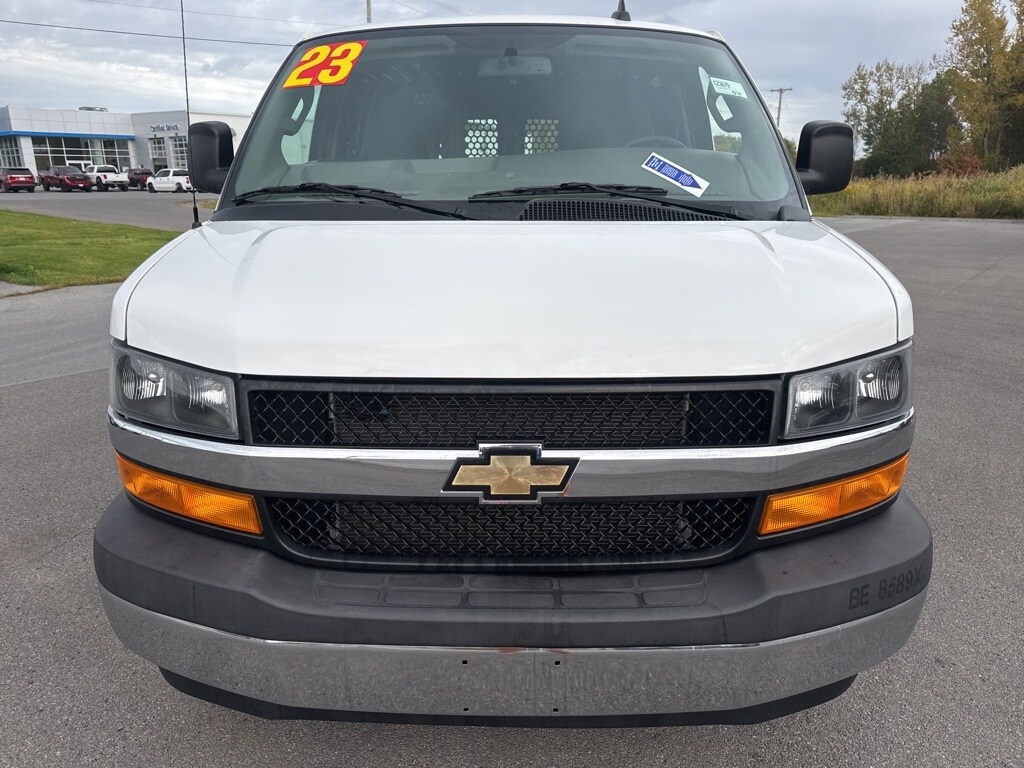 2023 Chevrolet Express 2500 Work Van Cargo photo 2