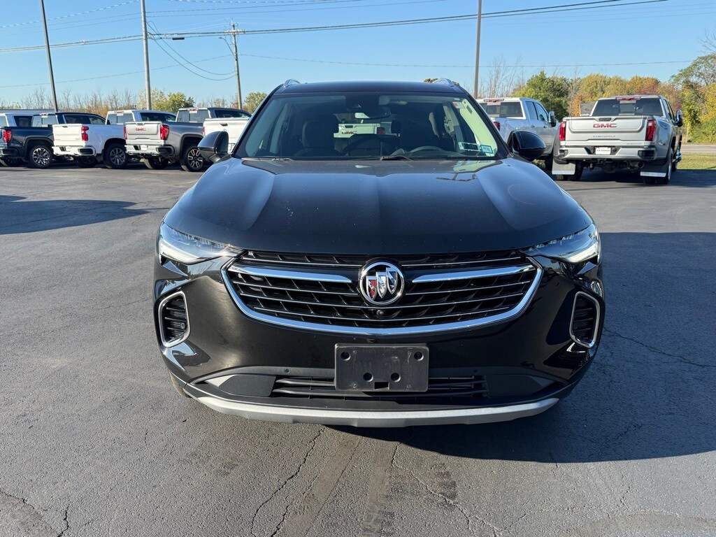 2022 Buick Envision Essence photo 2
