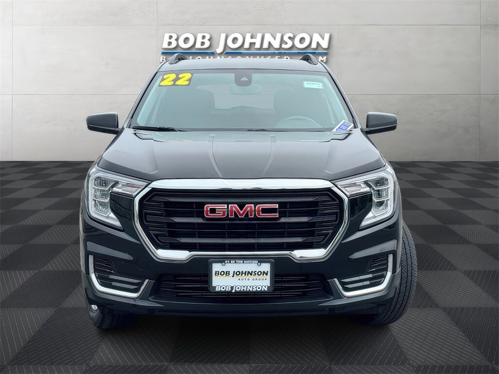 Used 2022 GMC Terrain SLE with VIN 3GKALTEV9NL217577 for sale in Rochester, NY