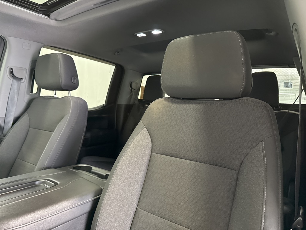 2020 Chevrolet Silverado 1500 RST photo 4