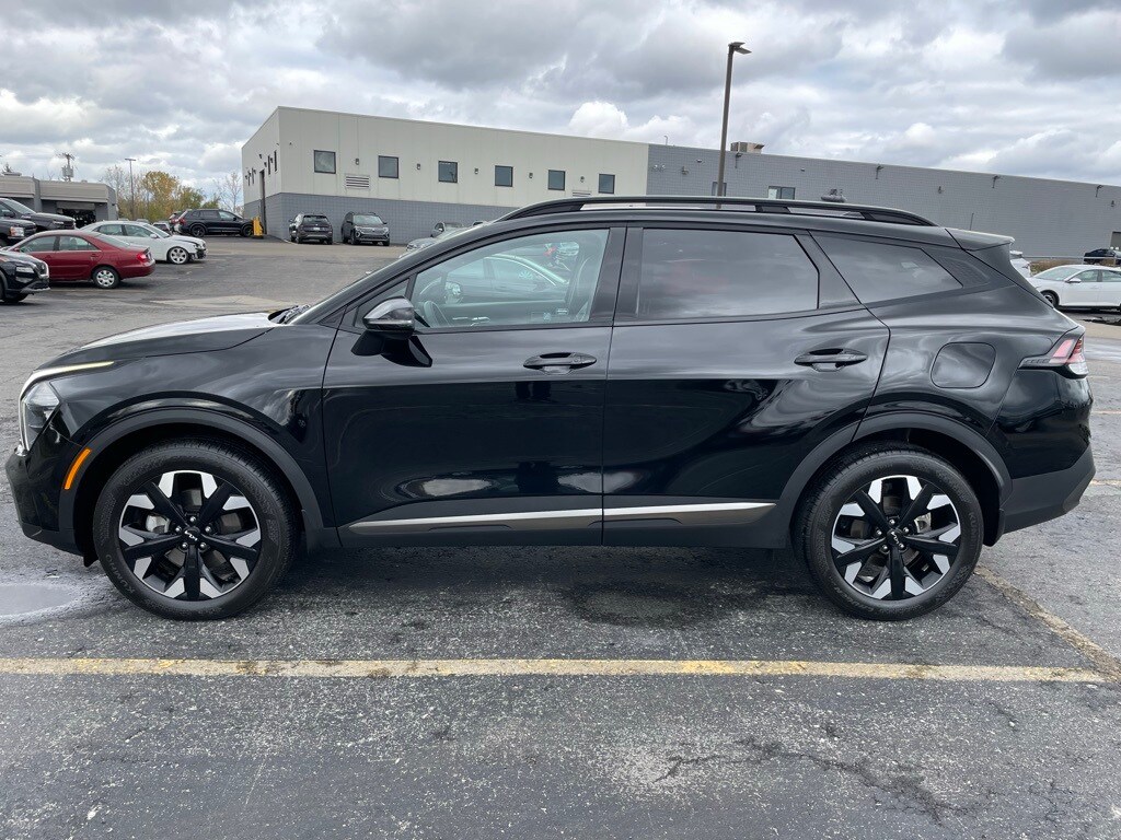 2023 Kia Sportage X-Line photo 3