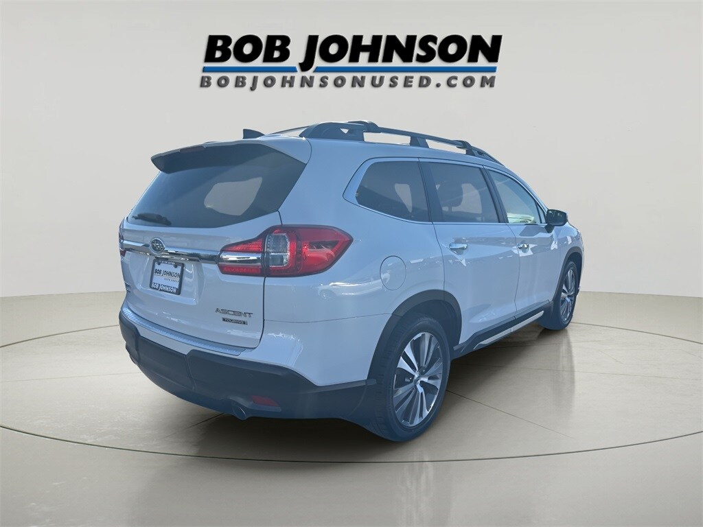 2019 Subaru Ascent Touring photo 3