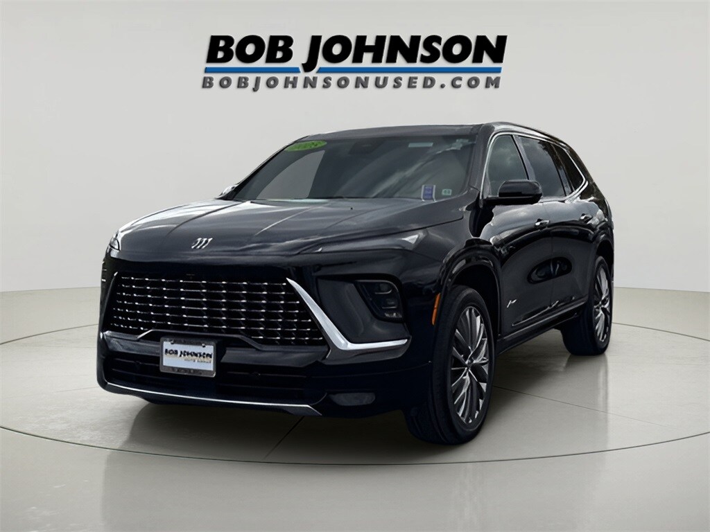 2025 Buick Enclave Avenir photo 3