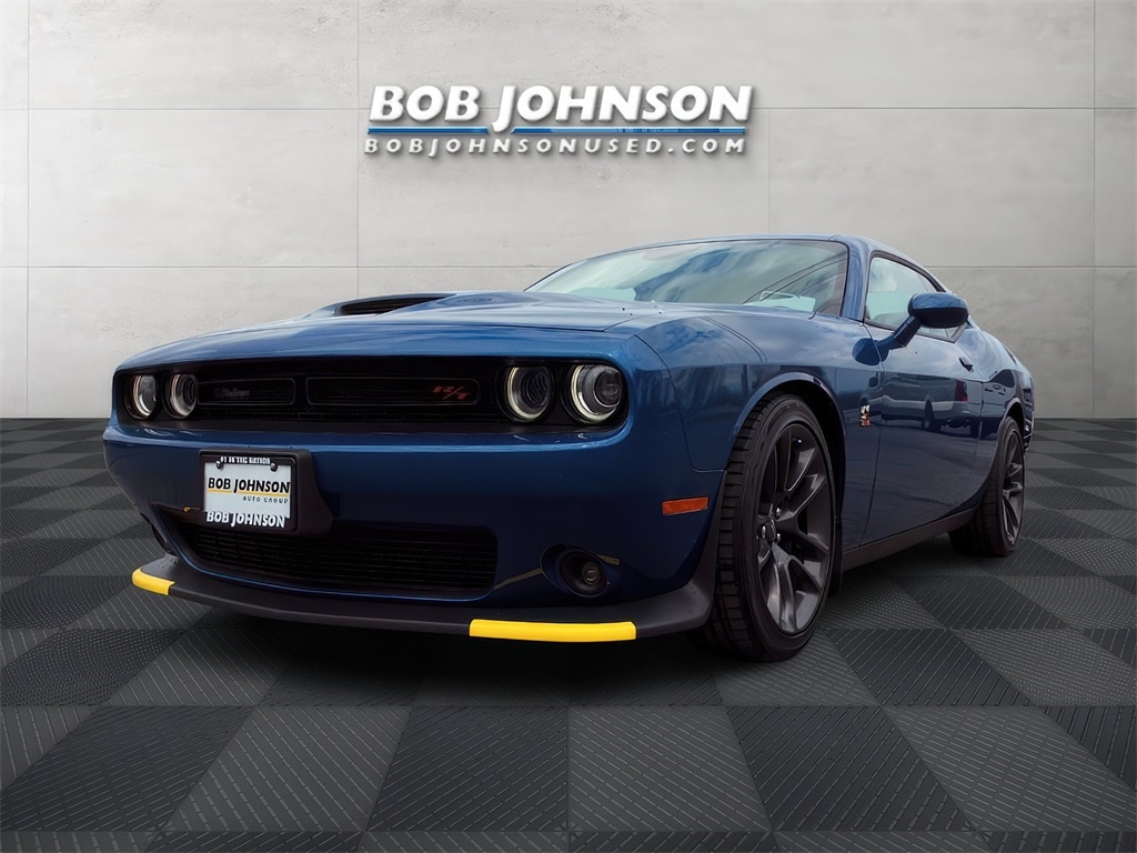 Used 2022 Dodge Challenger R/T with VIN 2C3CDZFJ8NH253726 for sale in Rochester, NY
