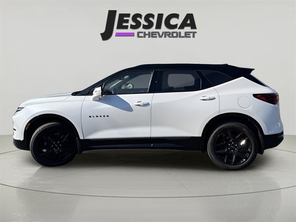 2023 Chevrolet Blazer RS photo 4
