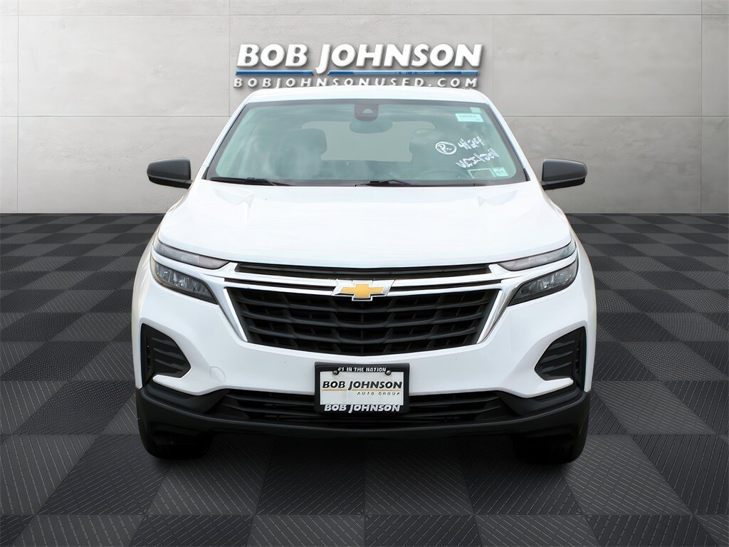 Used 2022 Chevrolet Equinox LS with VIN 3GNAXSEV2NS152417 for sale in Rochester, NY