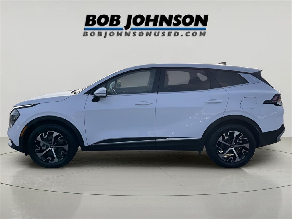 2025 Kia Sportage EX photo 3