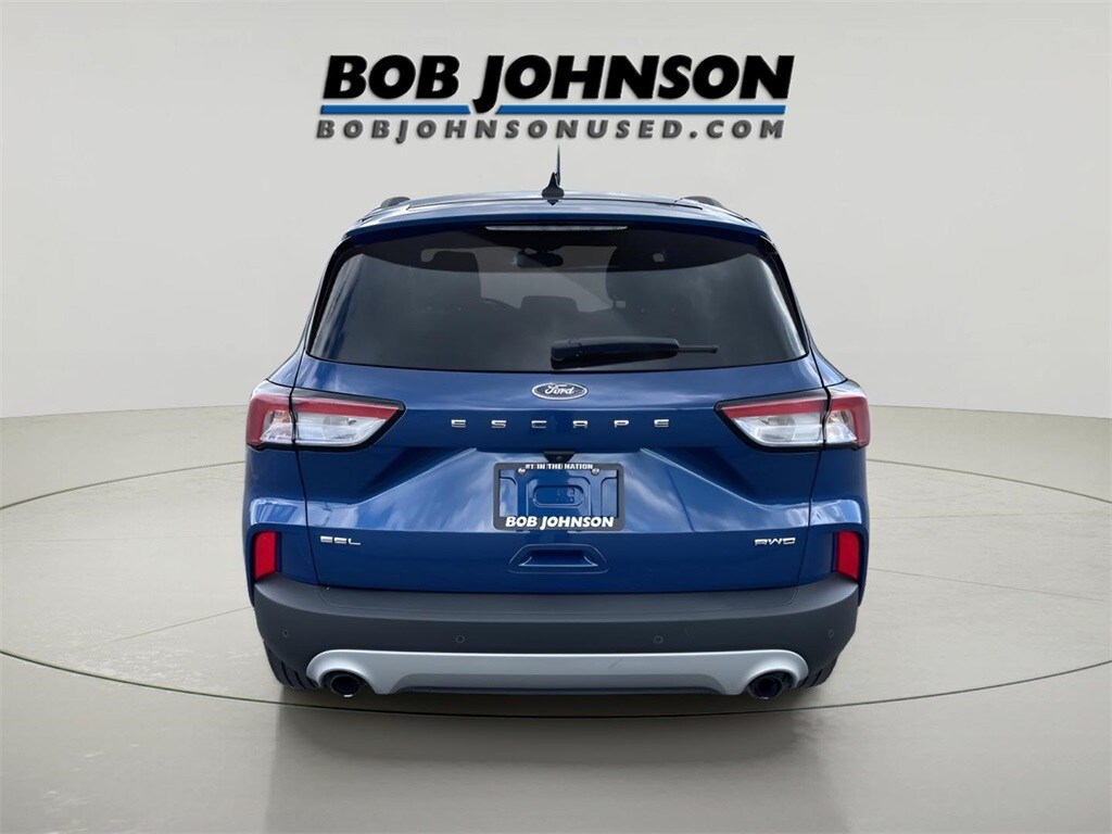 2022 Ford Escape SEL photo 4