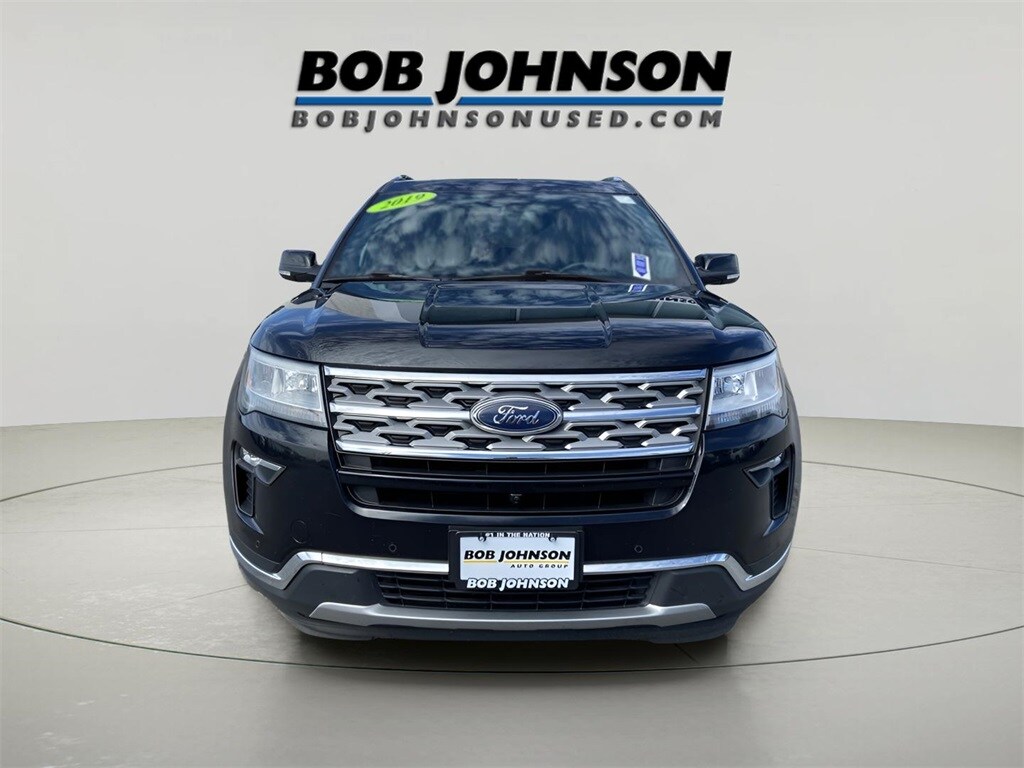 2019 Ford Explorer Limited photo 2