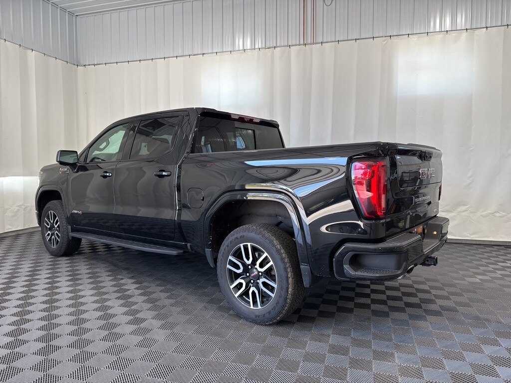 2024 Gmc Sierra 1500 AT4 photo 2
