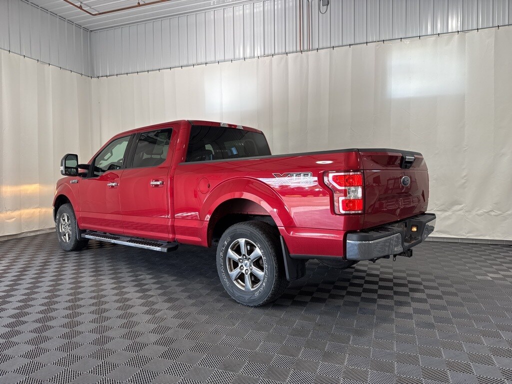 2020 Ford F-150 XLT photo 2