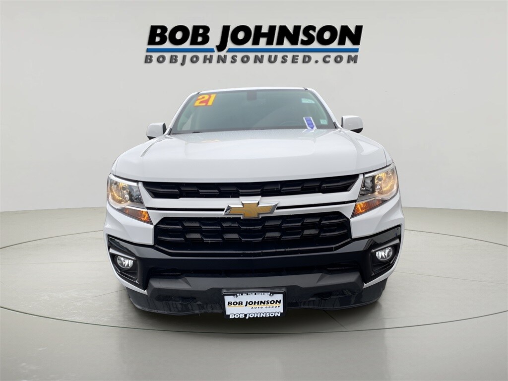 2021 Chevrolet Colorado LT photo 2