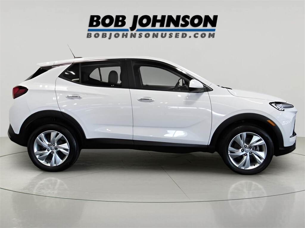 2024 Buick Encore GX Preferred photo 3
