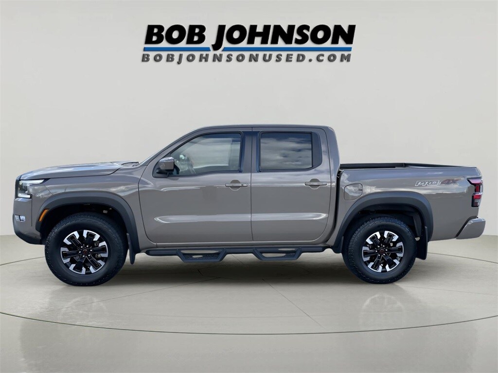 2024 Nissan Frontier PRO-4X photo 3