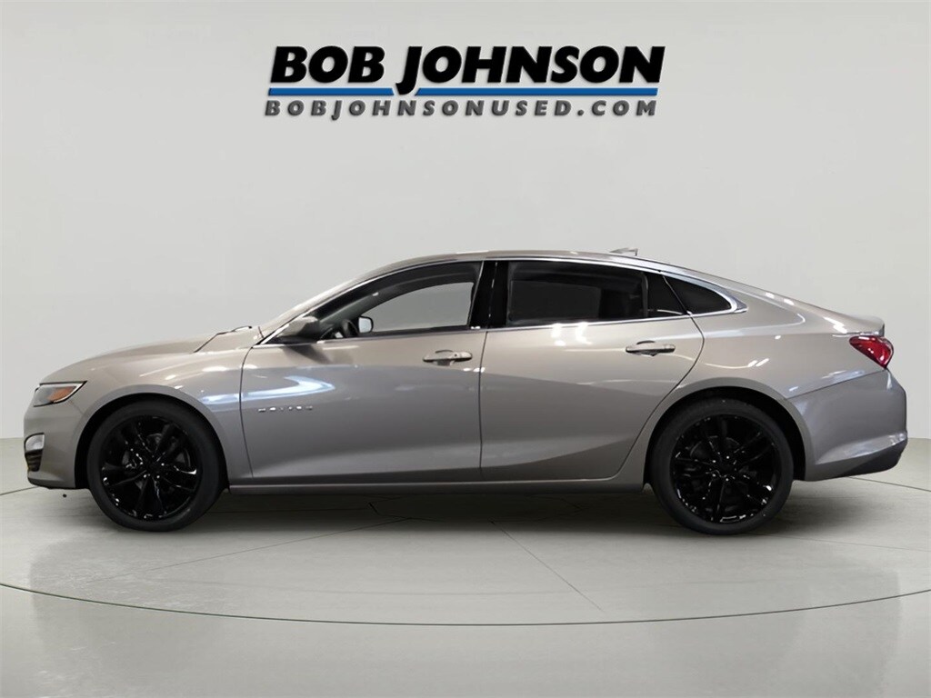 2022 Chevrolet Malibu 1LT photo 4