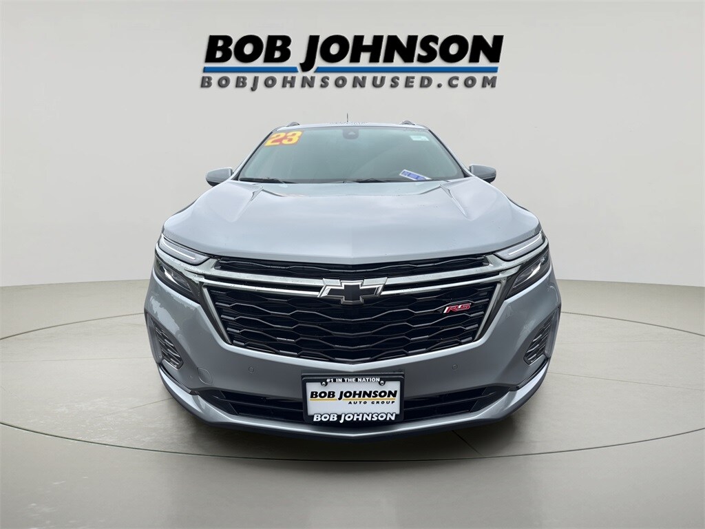 2023 Chevrolet Equinox RS photo 2