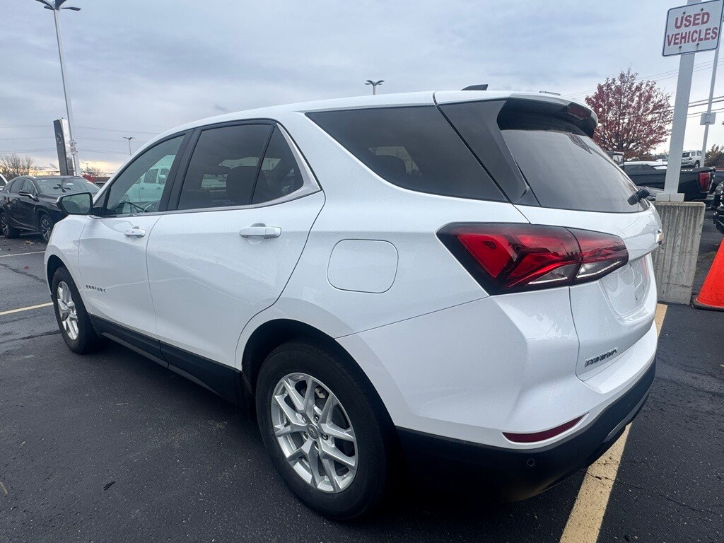 2023 Chevrolet Equinox LT photo 4