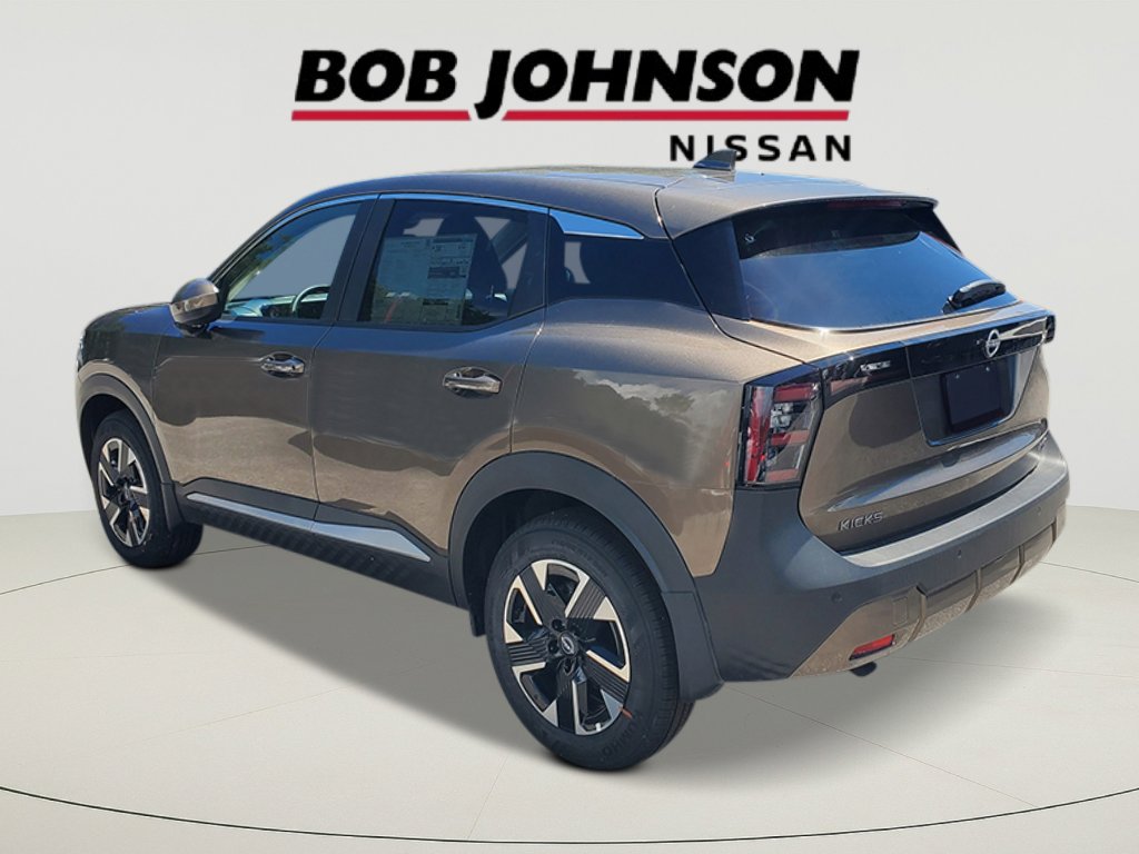 2026 Nissan Kicks SV photo 4